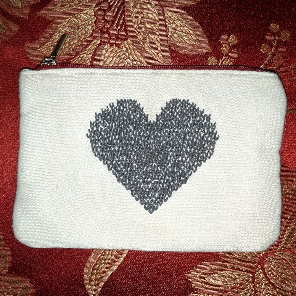 Cotton coin pouch with hearts
